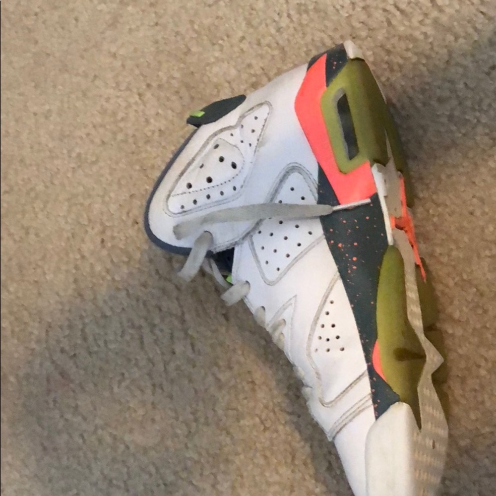 Jordan 6 bright mango